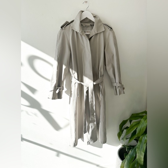 Vintage - Lodon Fog Maincoats - Belted Trench Coat - Tan Size: 10p - Picture 1 of 11